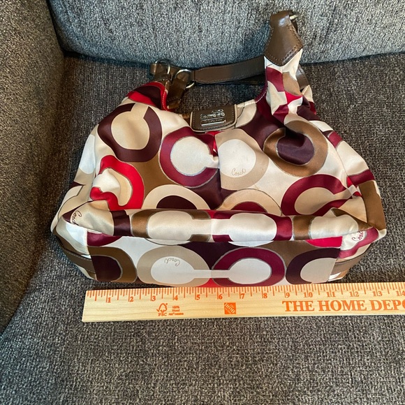 Coach Madison Grapic Op Art Maggie Shoulder Bag Purse - Picture 3 of 12